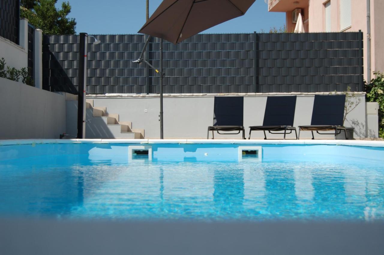 Nela & Sara - 2 With Heated Swimming Pool